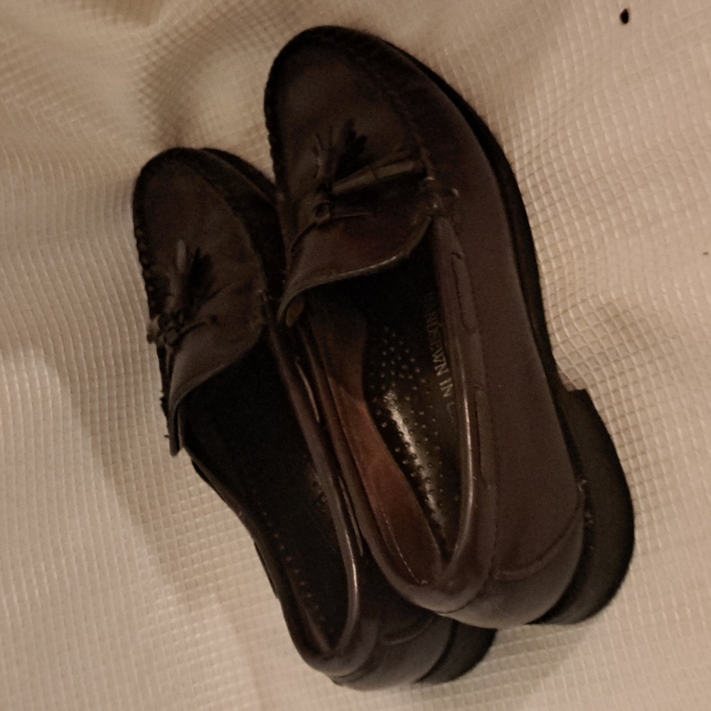 Sebago hand sewn made in usa Burgundy tassle loafers